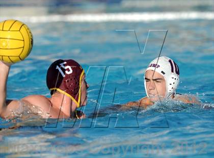 Thumbnail 3 in Los Alamitos vs Esperanza photogallery.