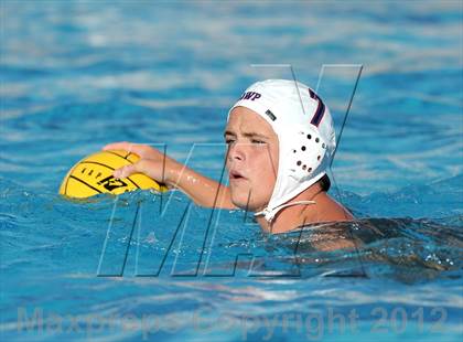 Thumbnail 1 in Los Alamitos vs Esperanza photogallery.