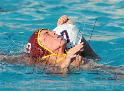 Thumbnail 3 in Los Alamitos vs Esperanza photogallery.