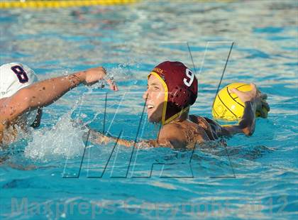 Thumbnail 1 in Los Alamitos vs Esperanza photogallery.