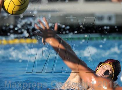 Thumbnail 1 in Los Alamitos vs Esperanza photogallery.
