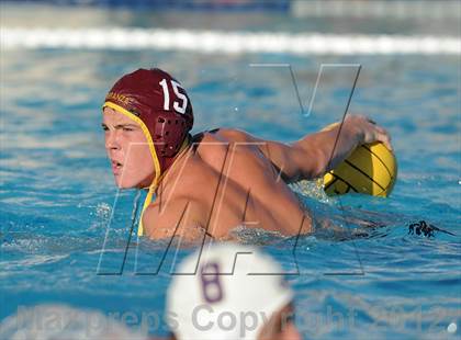 Thumbnail 3 in Los Alamitos vs Esperanza photogallery.