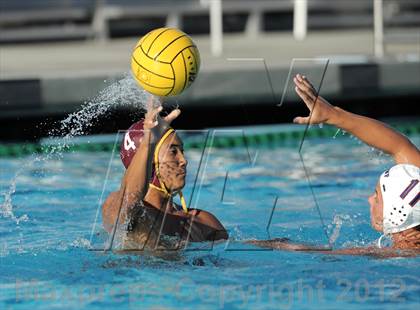 Thumbnail 1 in Los Alamitos vs Esperanza photogallery.