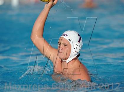 Thumbnail 2 in Los Alamitos vs Esperanza photogallery.