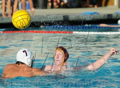 Thumbnail 1 in Los Alamitos vs Esperanza photogallery.