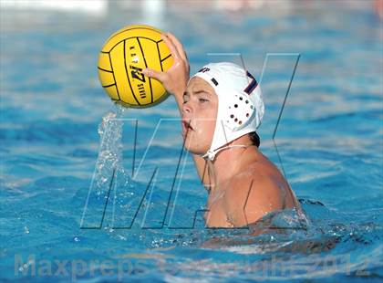 Thumbnail 2 in Los Alamitos vs Esperanza photogallery.