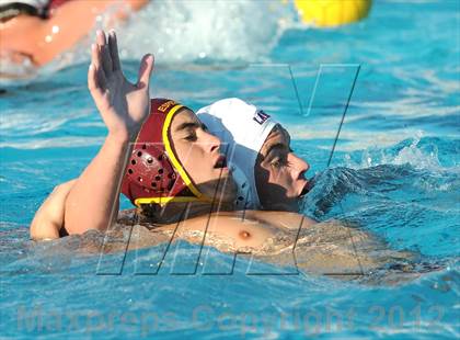 Thumbnail 2 in Los Alamitos vs Esperanza photogallery.