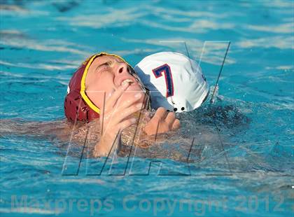 Thumbnail 1 in Los Alamitos vs Esperanza photogallery.