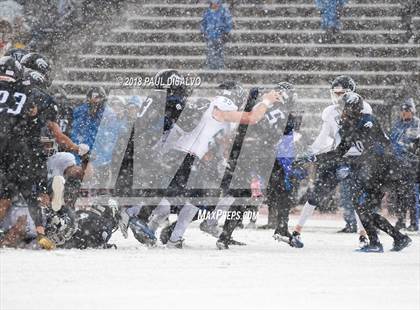 Thumbnail 1 in Valor Christian vs. Grandview (CHSAA 5A Semi-Final) photogallery.