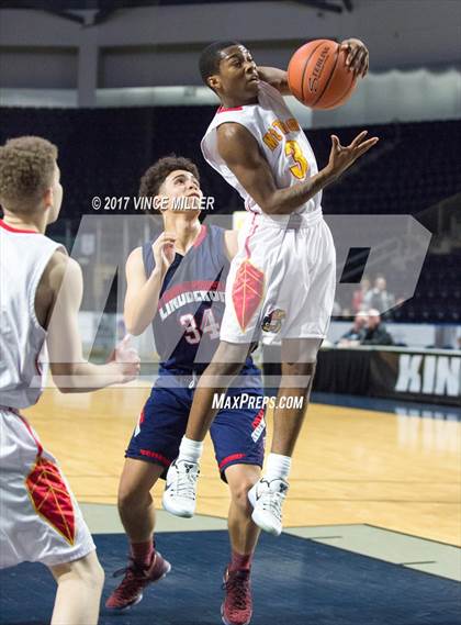 Thumbnail 1 in Mount Tahoma vs. Lindbergh photogallery.
