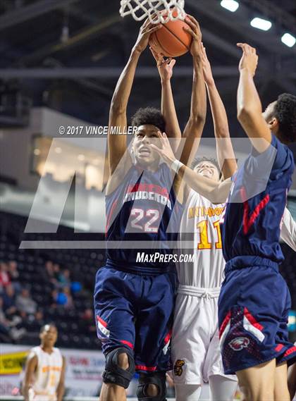 Thumbnail 3 in Mount Tahoma vs. Lindbergh photogallery.