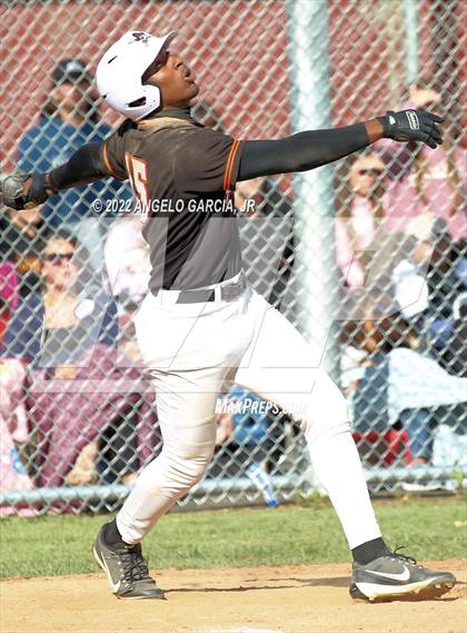 Thumbnail 2 in Pittsburg @ Liberty (Bay Valley Athletic League D1 Semi Final) photogallery.