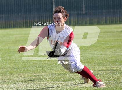 Thumbnail 1 in Pittsburg @ Liberty (Bay Valley Athletic League D1 Semi Final) photogallery.