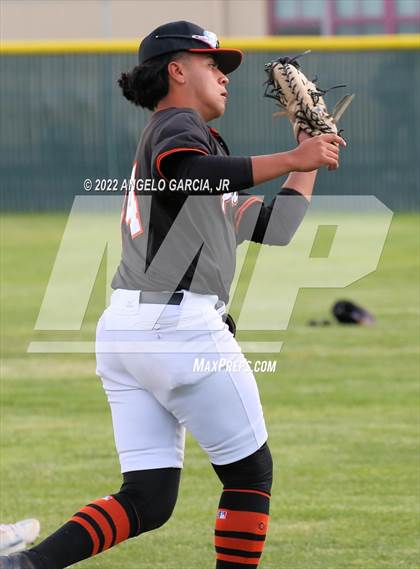 Thumbnail 1 in Pittsburg @ Liberty (Bay Valley Athletic League D1 Semi Final) photogallery.
