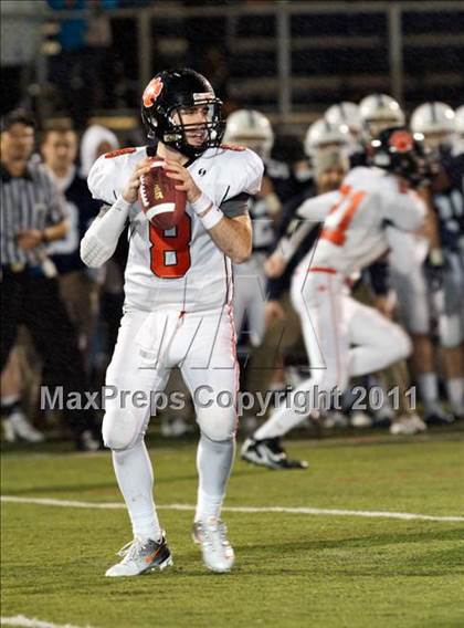 Thumbnail 3 in Ridgefield vs. Staples (CIAC Class LL Quarterfinal) photogallery.