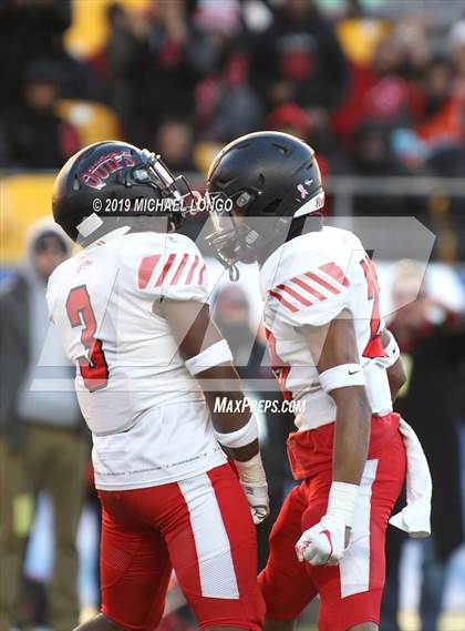 Thumbnail 2 in Aliquippa Vs Central Valley (WPIAL 3A Final) photogallery.