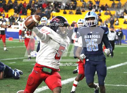 Thumbnail 2 in Aliquippa Vs Central Valley (WPIAL 3A Final) photogallery.