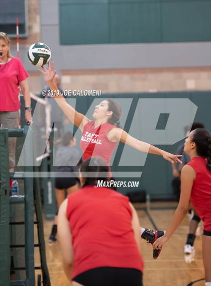 Thumbnail 1 in Tivy vs Taft (Scrimmage) photogallery.