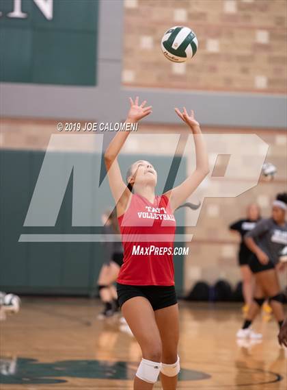 Thumbnail 3 in Tivy vs Taft (Scrimmage) photogallery.
