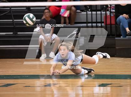 Thumbnail 2 in Tivy vs Taft (Scrimmage) photogallery.