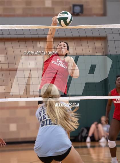 Thumbnail 3 in Tivy vs Taft (Scrimmage) photogallery.