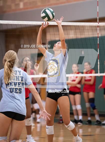 Thumbnail 3 in Tivy vs Taft (Scrimmage) photogallery.