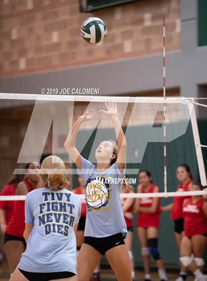 Thumbnail 1 in Tivy vs Taft (Scrimmage) photogallery.
