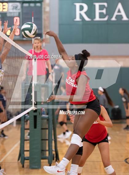 Thumbnail 3 in Tivy vs Taft (Scrimmage) photogallery.