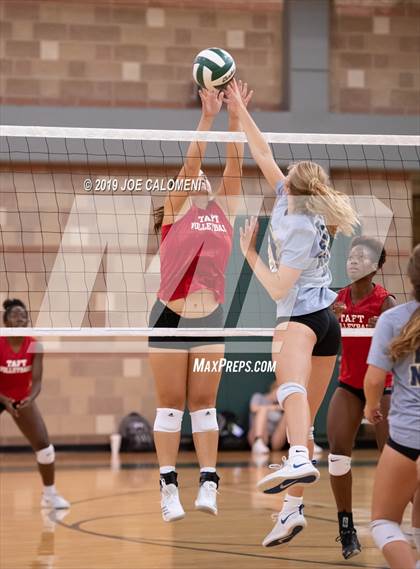 Thumbnail 2 in Tivy vs Taft (Scrimmage) photogallery.