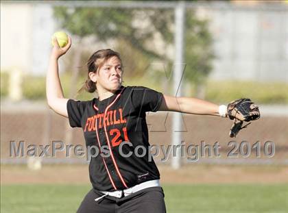 Thumbnail 3 in Foothill @ River City photogallery.