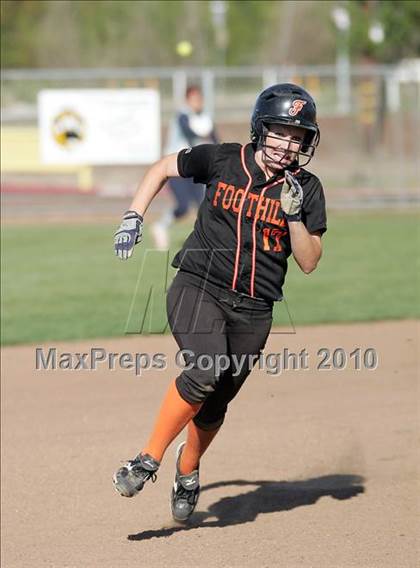 Thumbnail 1 in Foothill @ River City photogallery.