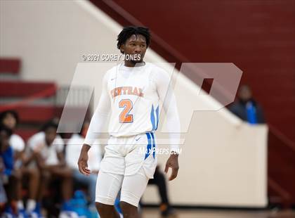 Thumbnail 1 in Spalding vs Central (Screamin' Demon Invitational) photogallery.
