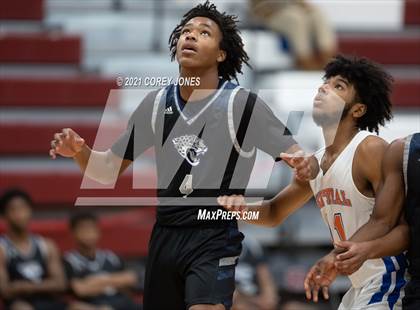 Thumbnail 2 in Spalding vs Central (Screamin' Demon Invitational) photogallery.