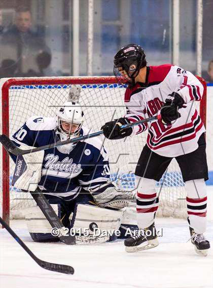 Thumbnail 1 in Tabor Academy vs Nobles & Greenough photogallery.