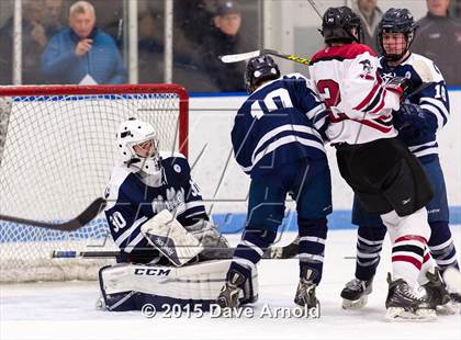 Thumbnail 3 in Tabor Academy vs Nobles & Greenough photogallery.