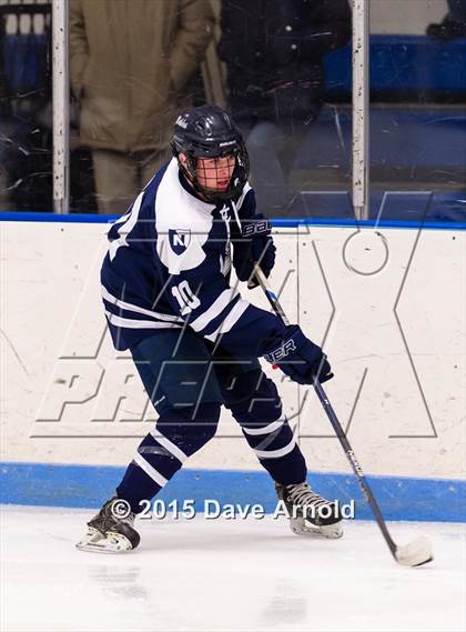 Thumbnail 3 in Tabor Academy vs Nobles & Greenough photogallery.