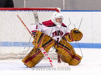 Thumbnail 2 in Tabor Academy vs Nobles & Greenough photogallery.