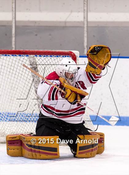 Thumbnail 3 in Tabor Academy vs Nobles & Greenough photogallery.