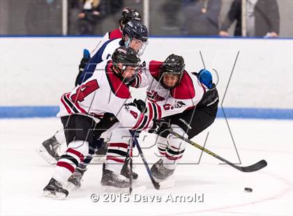Thumbnail 2 in Tabor Academy vs Nobles & Greenough photogallery.