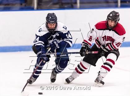 Thumbnail 2 in Tabor Academy vs Nobles & Greenough photogallery.