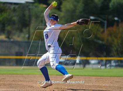 Thumbnail 1 in Granada Hills @ El Camino Real photogallery.