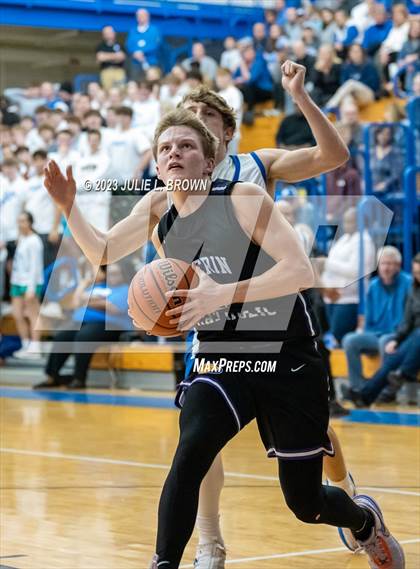 Thumbnail 3 in Guerin Catholic vs. Indianapolis Bishop Chatard (IHSAA 3A Sectional 27 final) photogallery.