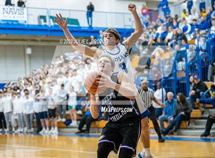 Thumbnail 2 in Guerin Catholic vs. Indianapolis Bishop Chatard (IHSAA 3A Sectional 27 final) photogallery.