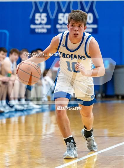 Thumbnail 1 in Guerin Catholic vs. Indianapolis Bishop Chatard (IHSAA 3A Sectional 27 final) photogallery.