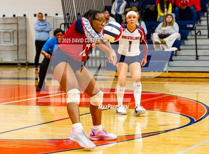 Thumbnail 3 in Grassfield @ West Springfield (VHSL, Class 6, State Semi-Final) photogallery.