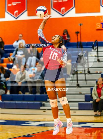 Thumbnail 3 in Grassfield @ West Springfield (VHSL, Class 6, State Semi-Final) photogallery.