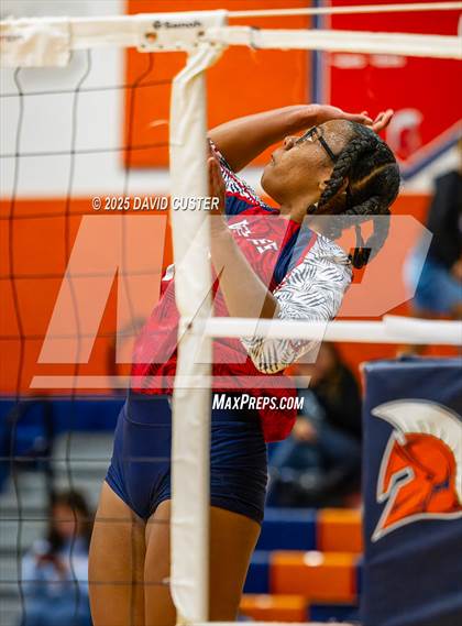 Thumbnail 2 in Grassfield @ West Springfield (VHSL, Class 6, State Semi-Final) photogallery.
