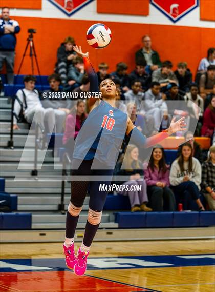 Thumbnail 3 in Grassfield @ West Springfield (VHSL, Class 6, State Semi-Final) photogallery.