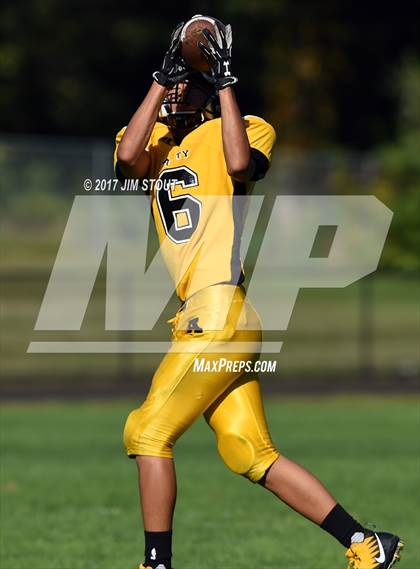 Thumbnail 1 in West Haven @ Amity photogallery.