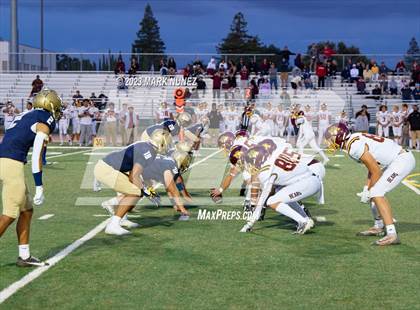 Thumbnail 2 in Menlo-Atherton @ Elk Grove photogallery.